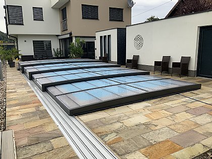 Schwimmbadüberdachung Terra von hinten