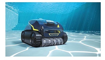 Akku-Poolroboter im Einsatz