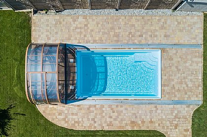 Keramikpool Atlantis 650 mit Schwimmbadüberdachung