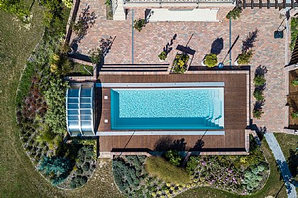 Keramikpool Erato 800 mit Schwimmbadüberdachung