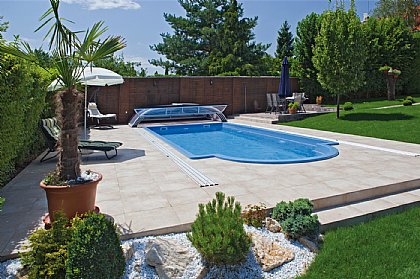 Keramikpool Kalypso 850 mit Schwimmbadüberdachung