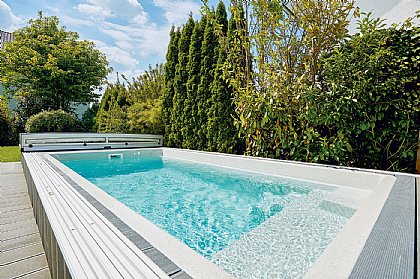 Keramikpool Pico mit Schwimmbadüberdachung Terra