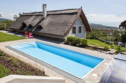 Keramikpool Erato 1000 Treppe