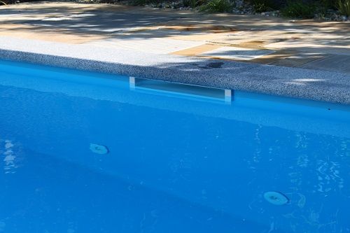 Schwimmbad mit Slimm-Skimmer PVC