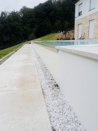 Vorfilter für Infinity-Pool