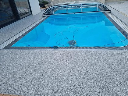 Steinteppich bei einem Überlaufbecken