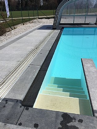 Überlaufstein G-654 und die Flächenplatte in G-603