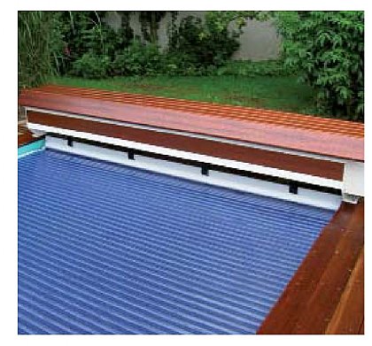 Oberflur mit Holzverkleidung
