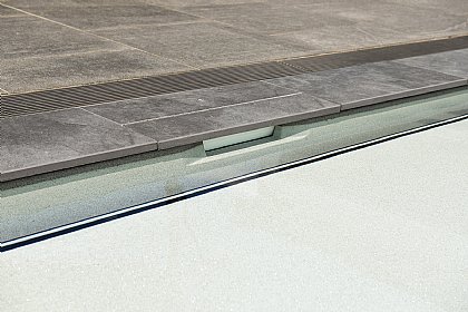 Aqua-Nova_77_mit_High_Level_Skimmer