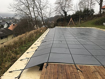 Sicherheitsnetz für Überlaufbecken