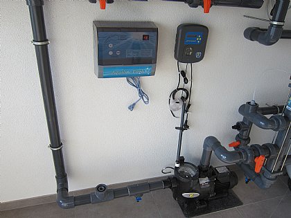 Filteranlage mit Salzwasser und automatschen pH-Regler