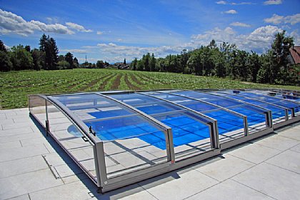 Schwimmbadüberdachung Corona Farbe Silber