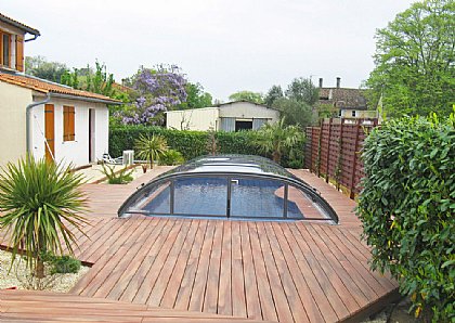 Schwimmbadüberdachung Elegant-Neo von Vorne