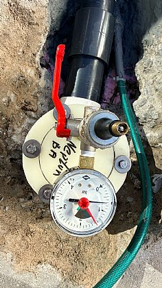 Druckprobe beim Bodenablauf