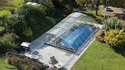 Keramikpool-mit Überdachung Ravenna-Winterfolie